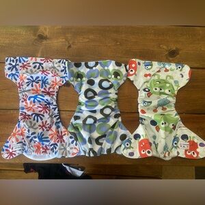 Adjustable cloth diapers